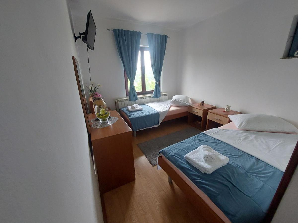 Rooms Putnik 센 외부 사진